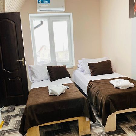 Hotel Під Явором New Drogomirchany Habitación foto