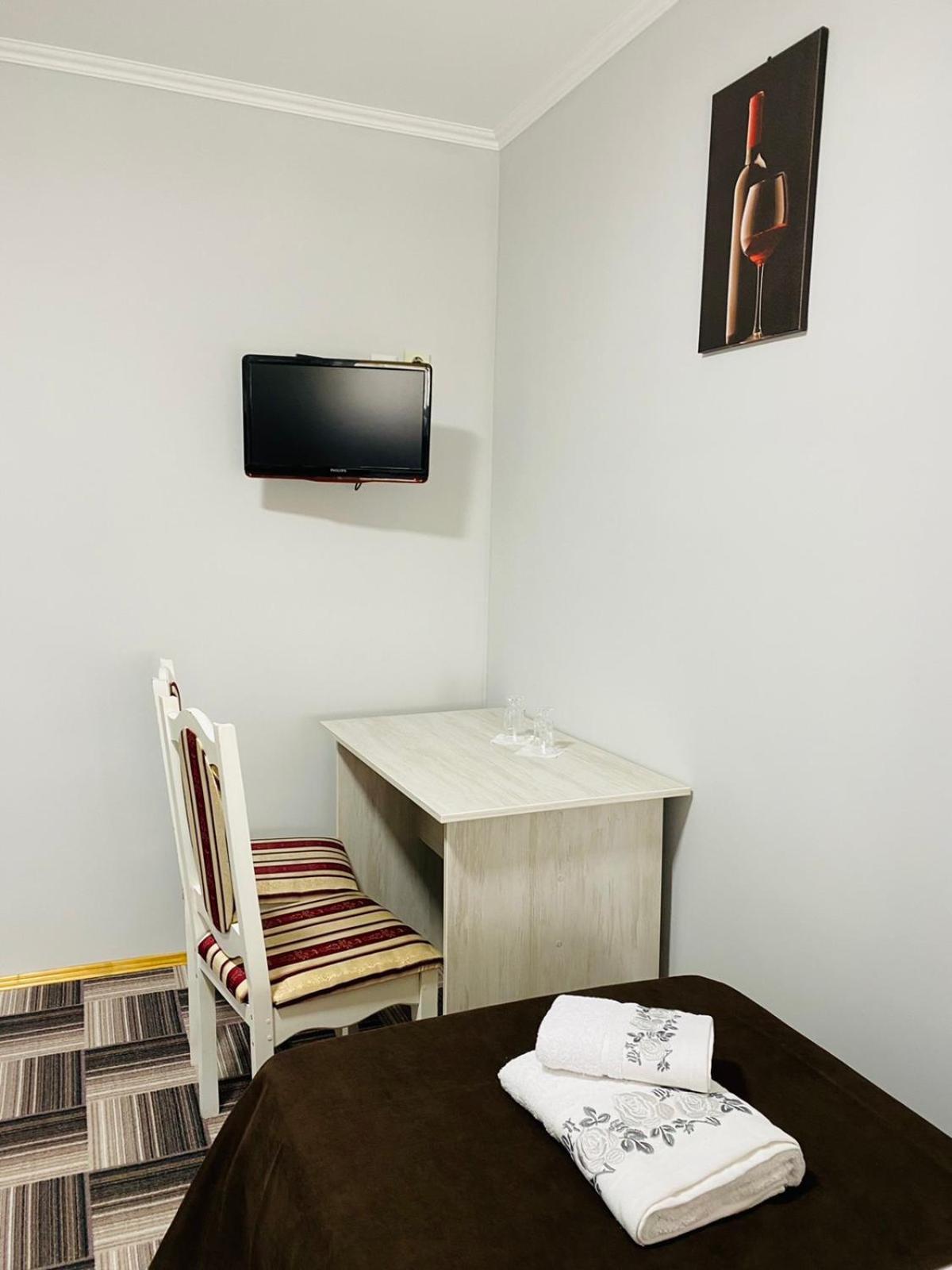 Hotel Під Явором New Drogomirchany Habitación foto