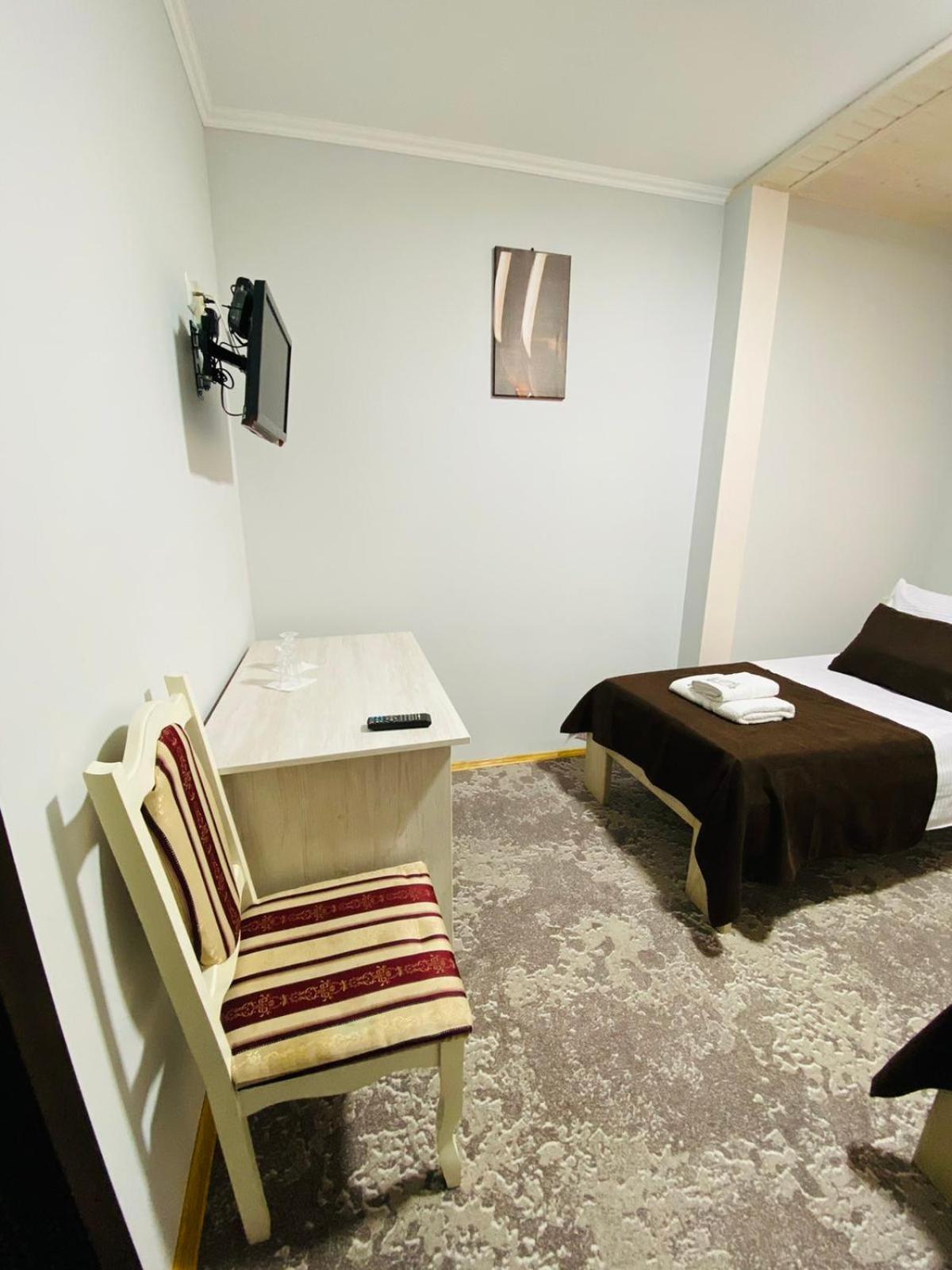 Hotel Під Явором New Drogomirchany Habitación foto